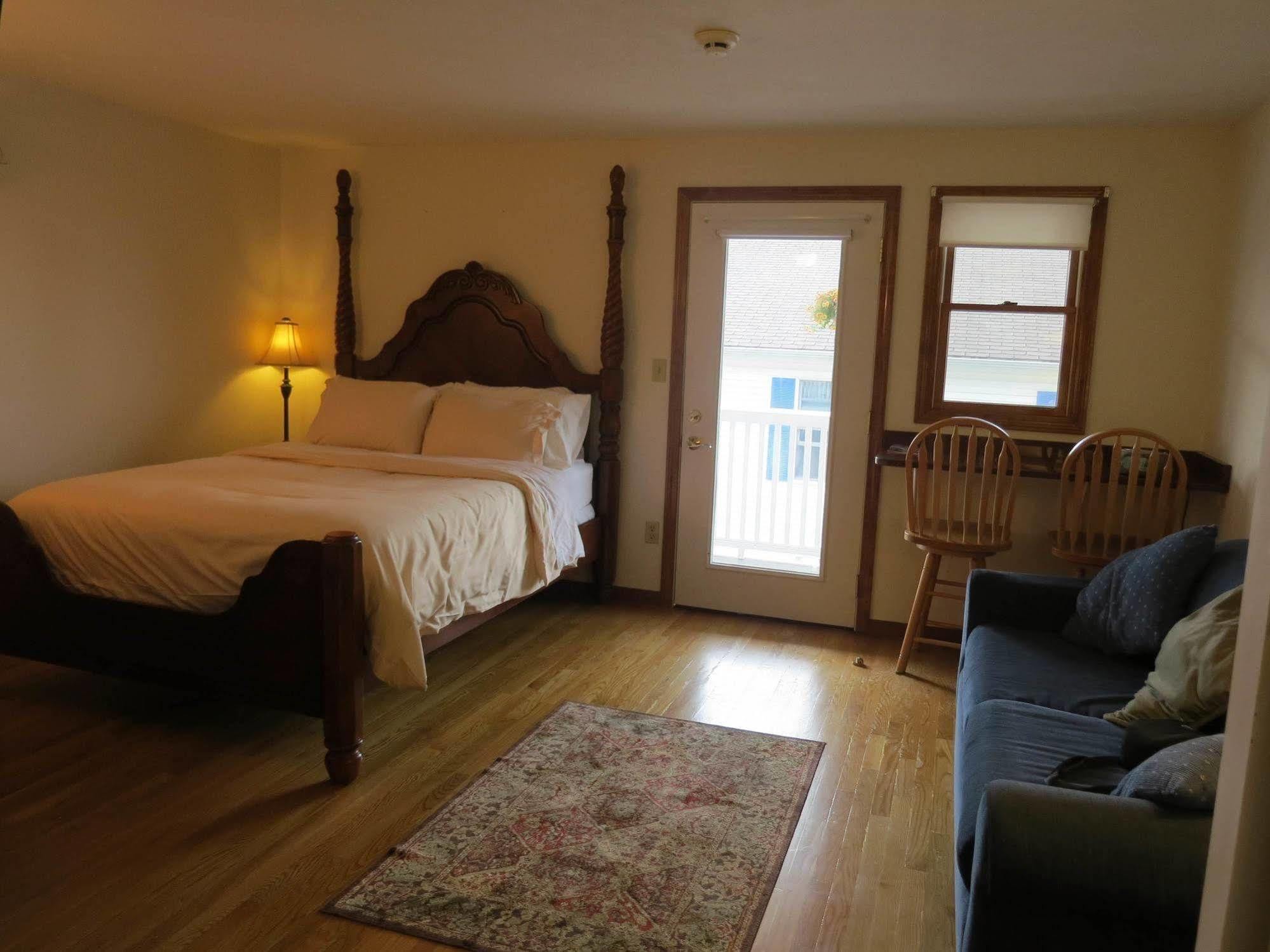 Blue Shutters Inn Carriage House Studios Ogunquit Exterior photo