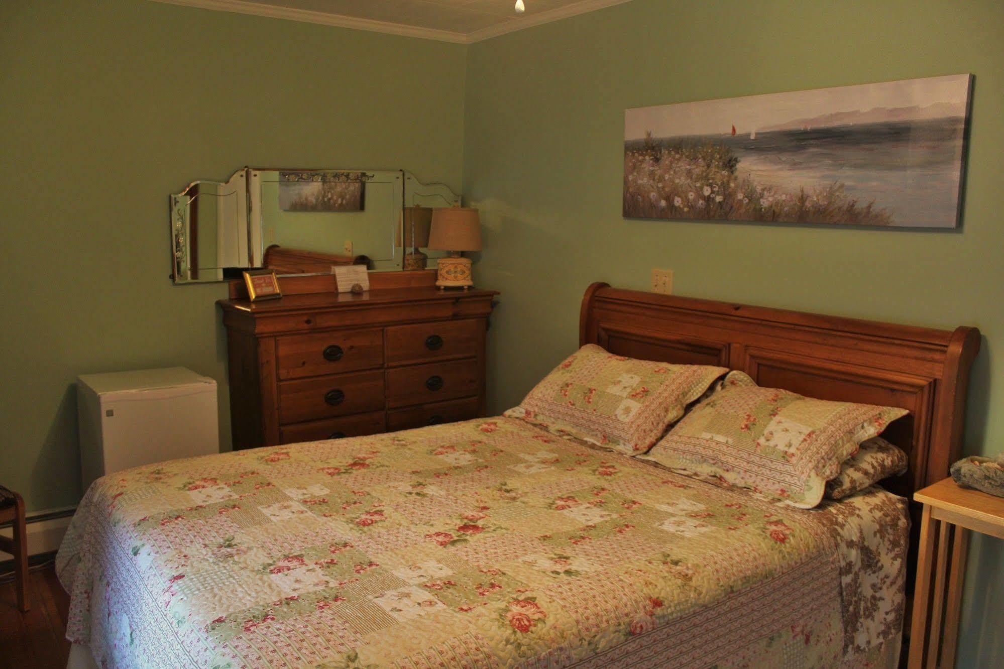 Blue Shutters Inn Carriage House Studios Ogunquit Exterior photo
